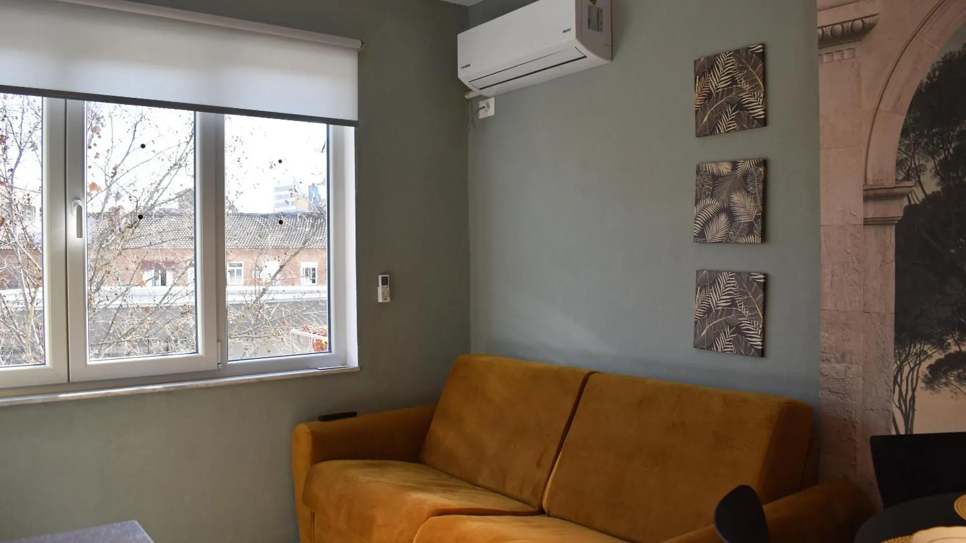 Fit Five Apartment Tirana